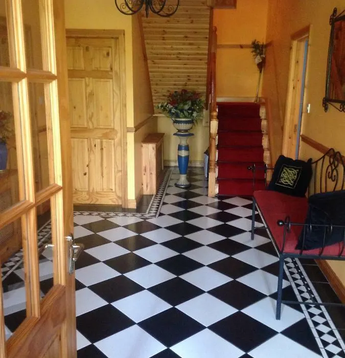 Heeneys Lodge B&B-1