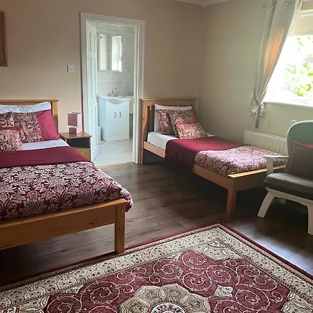 Heeneys Lodge B&B-3